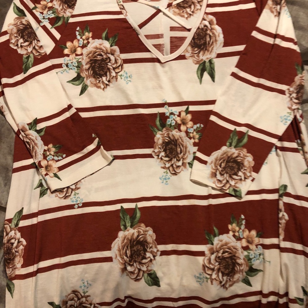 3/4 sleeve shirt